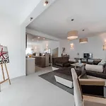 Classic Four Bedroom With Sea View And Private Pool 3 Debeljak