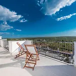 别墅 Classic Four Bedroom With Sea View And Private Pool 3 *