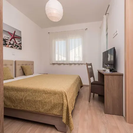 Classic Four Bedroom With Sea View And Private Pool 3 *