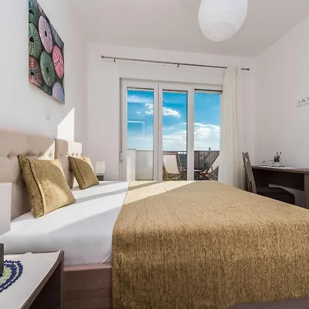 Classic Four Bedroom With Sea View And Private Pool 3 *