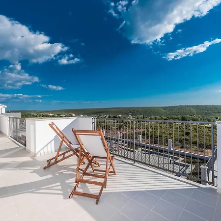 Villa Classic Four Bedroom With Sea View And Private Pool 3 *