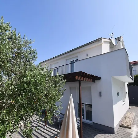 Vila Classic Four Bedroom With Sea View And Private Pool 3 *