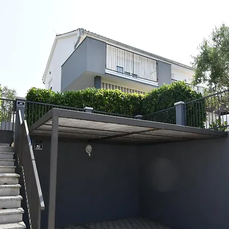 Classic Four Bedroom With Sea View And Private Pool 3 *
