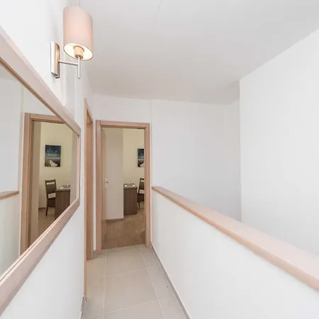 Classic Four Bedroom With Sea View And Private Pool 3