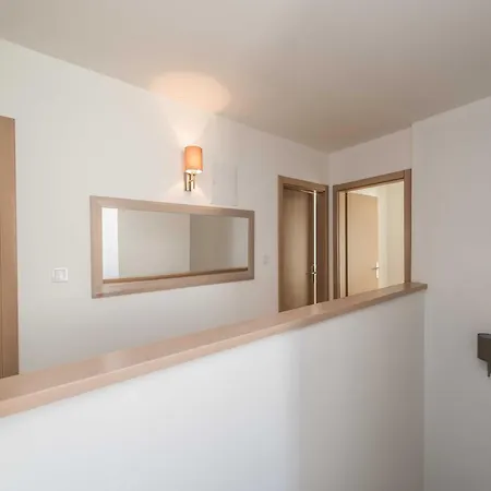 Classic Four Bedroom With Sea View And Private Pool 3 Вилла Debeljak