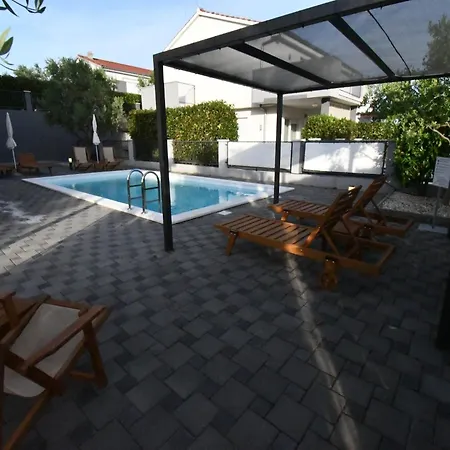 Villa Classic Four Bedroom With Sea View And Private Pool 3 *