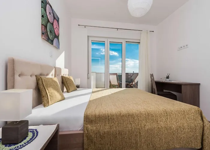 Classic Four Bedroom With Sea View And Private Pool 3 *