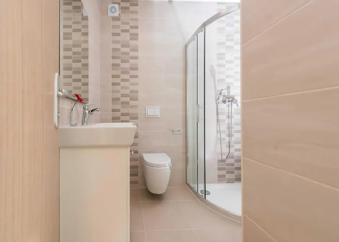 Classic Four Bedroom With Sea View And Private Pool 3 * Debeljak