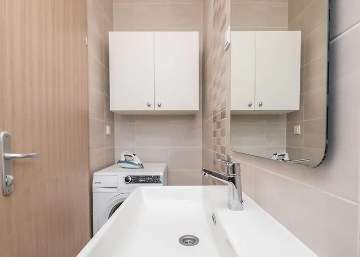 فيلة Classic Four Bedroom With Sea View And Private Pool 3