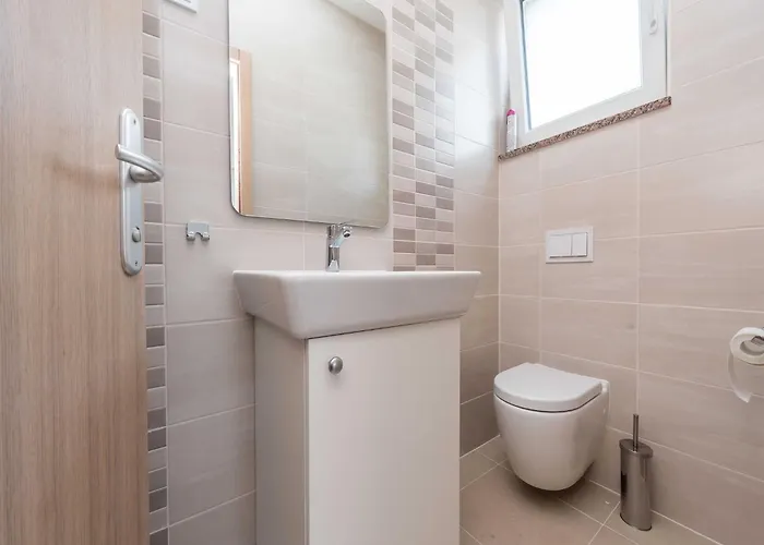 فيلة Classic Four Bedroom With Sea View And Private Pool 3 *